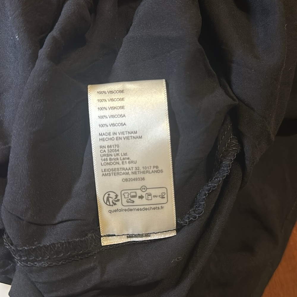 Free people black spaghetti strap blouse size small‎ - Picture 8 of 8